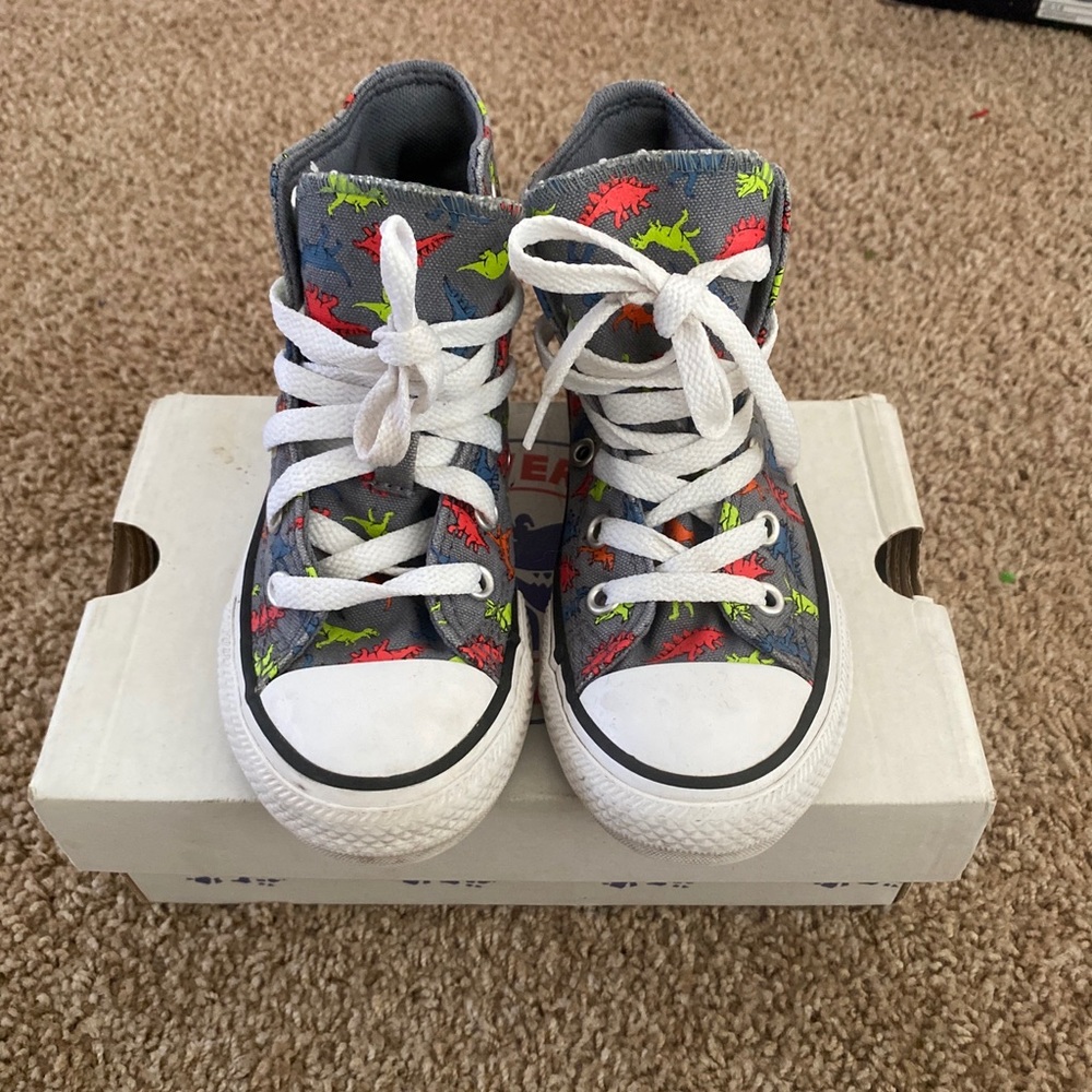 Converse Dinosaur size 11